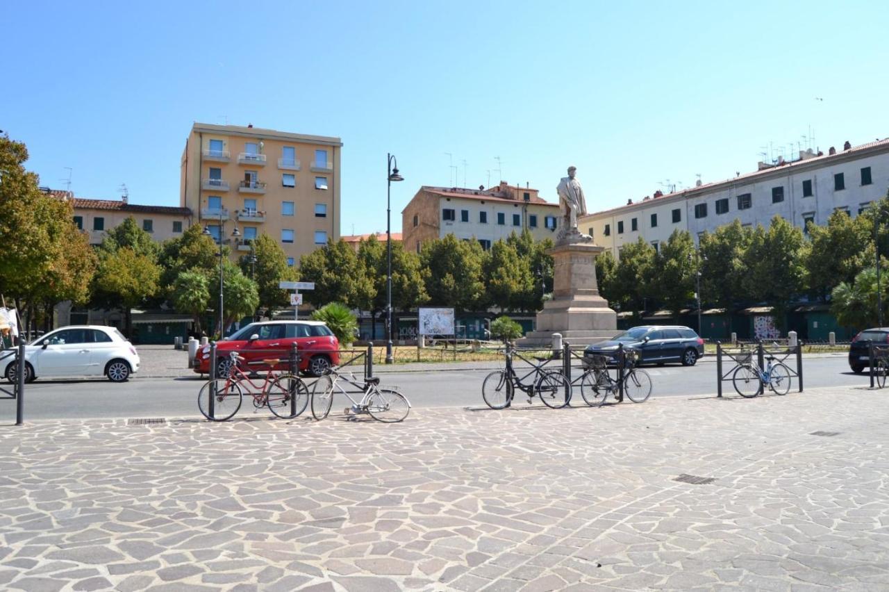 Appartamento Centro Citta Free Private Car Parking Livorno Exterior photo